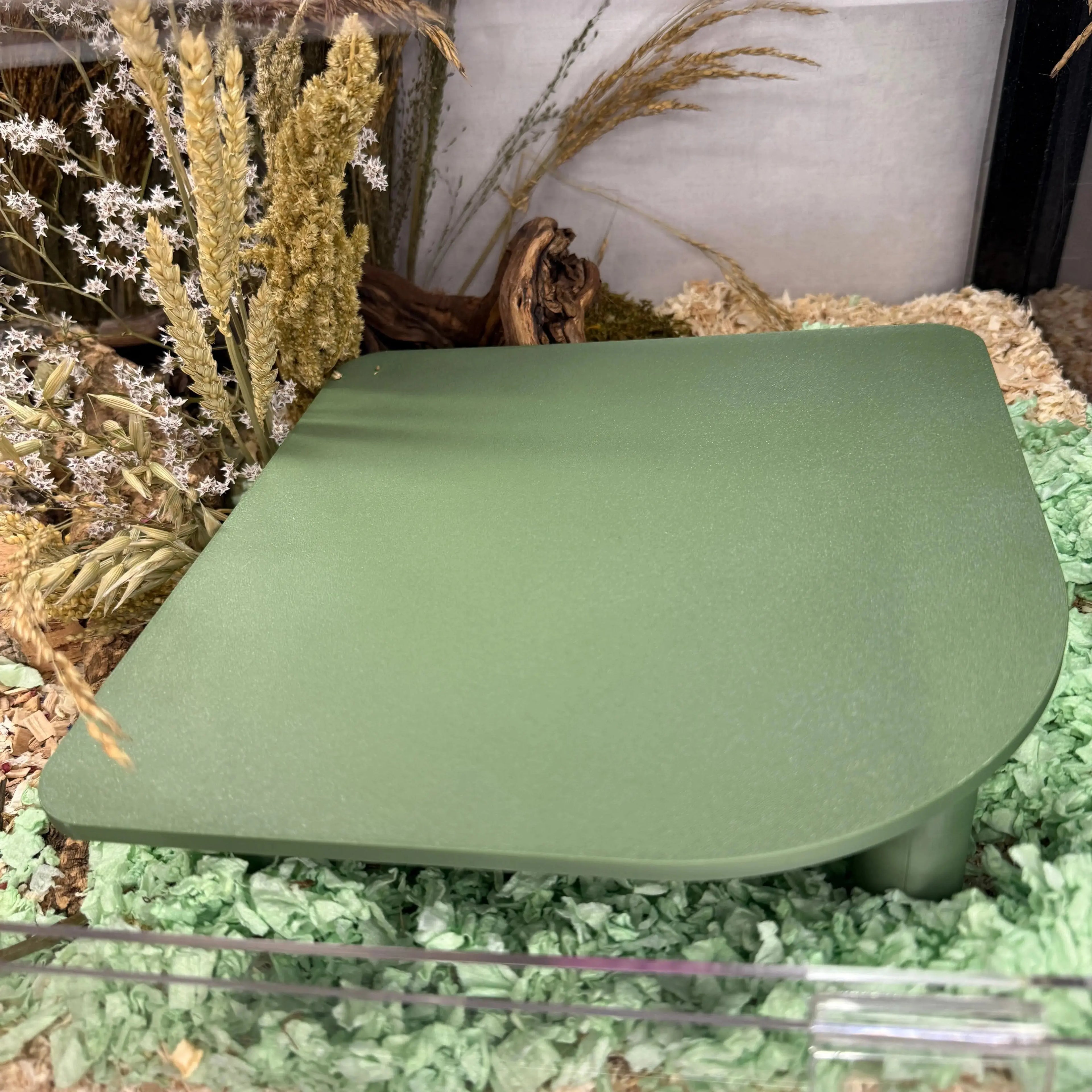 Platforms for Small Pet Enclosures - RoseLark Pet Products