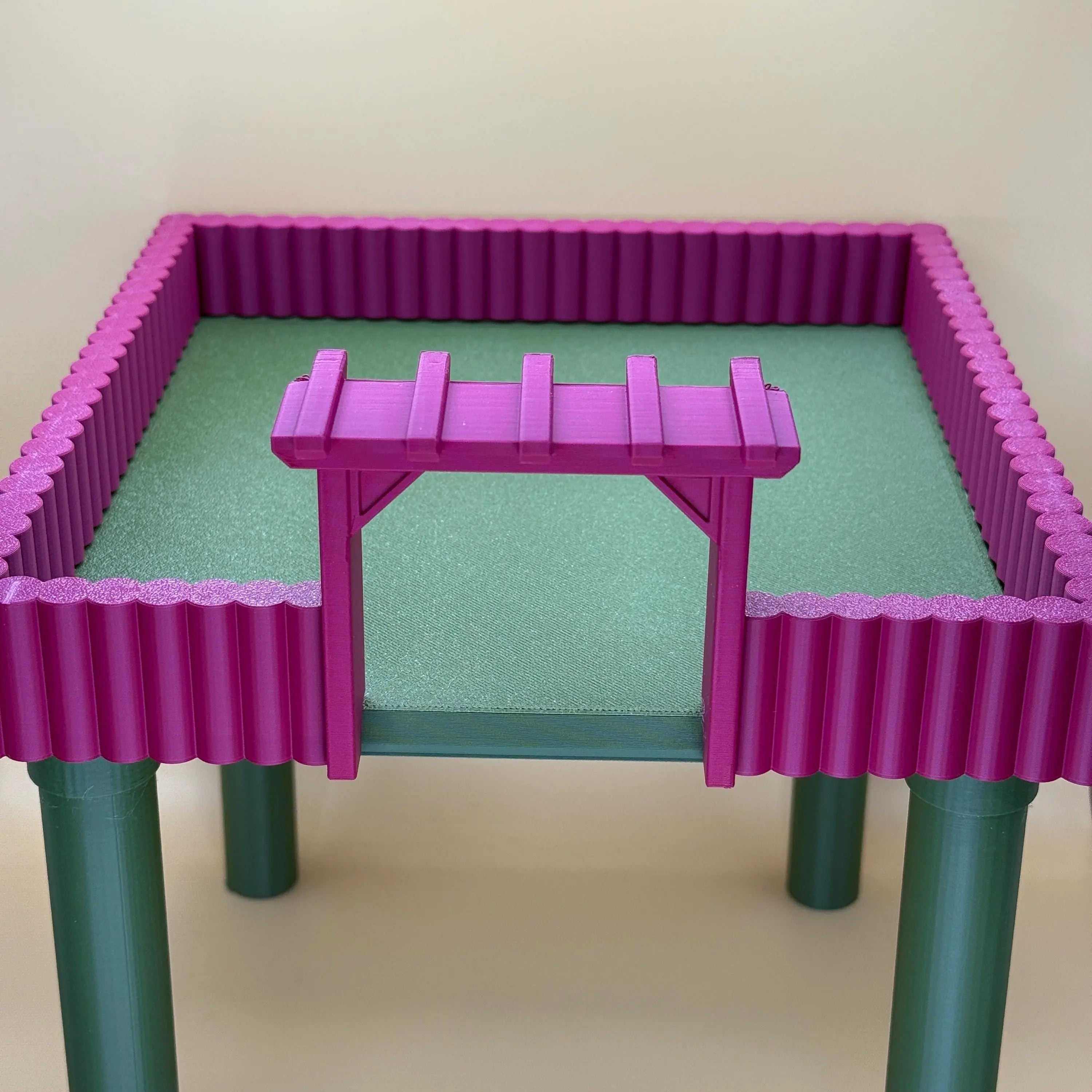 Rectangle Platform with Fence RoseLark Pet Products