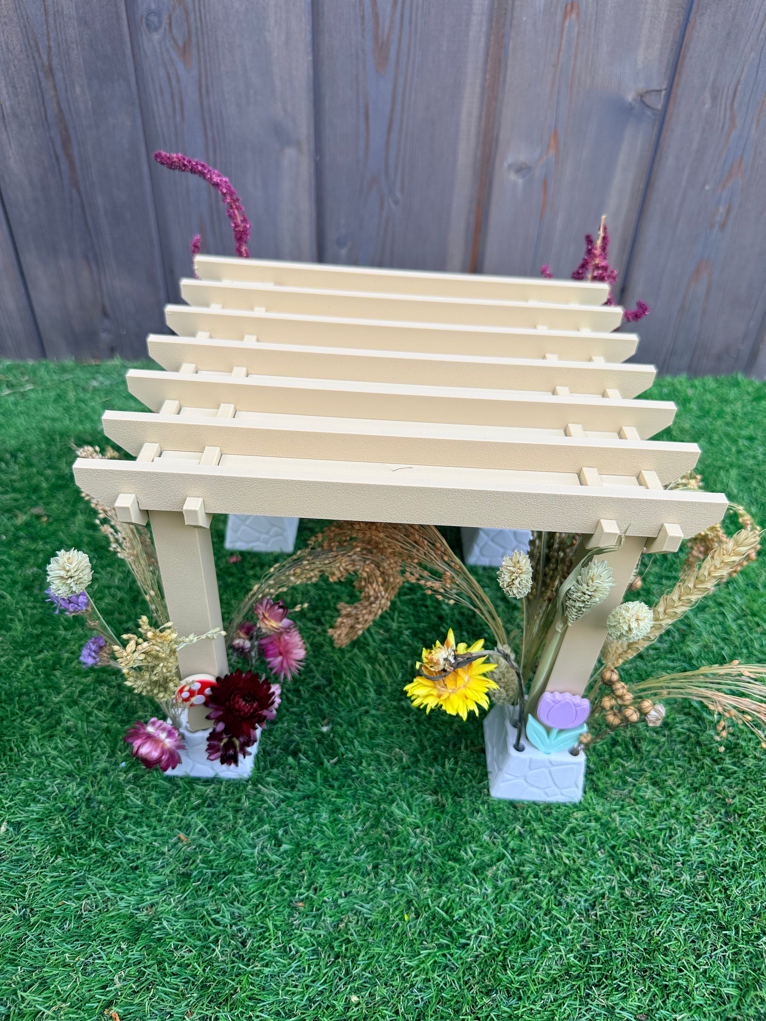 Enchanted Garden Pergola Spray Holder Pots