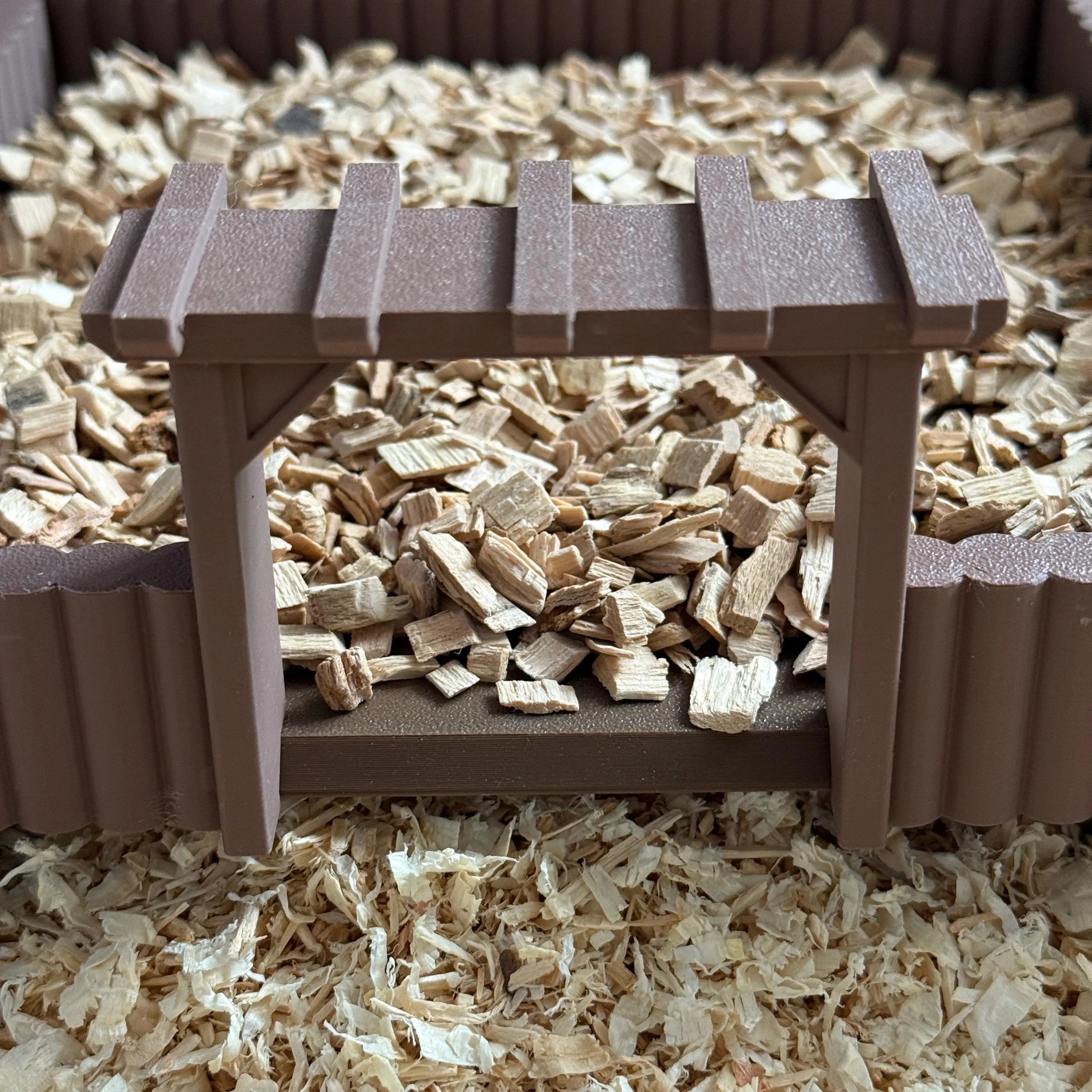 Rectangle Platform with Fence RoseLark Pet Products