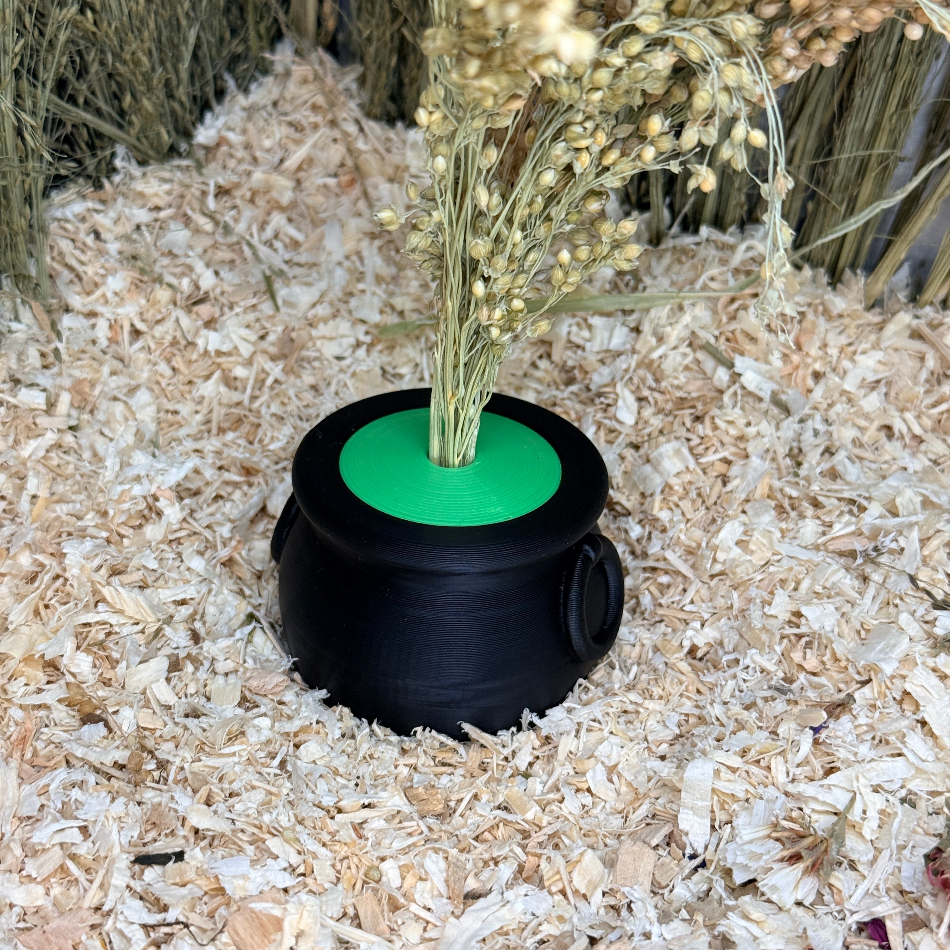 Cauldron Spray Holder