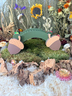 Acorn Bridge & Spray Holder