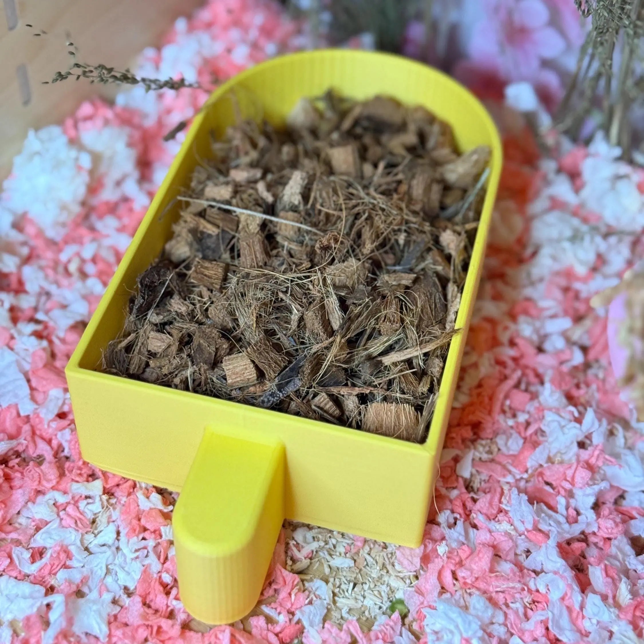 Sweet Treats pet supplies, small animal dig box, gerbil dig box, gerbil sand box,  hamster dig box, hamster digging box, hamster sand dig box, hamster dig box UK, Pets at Home