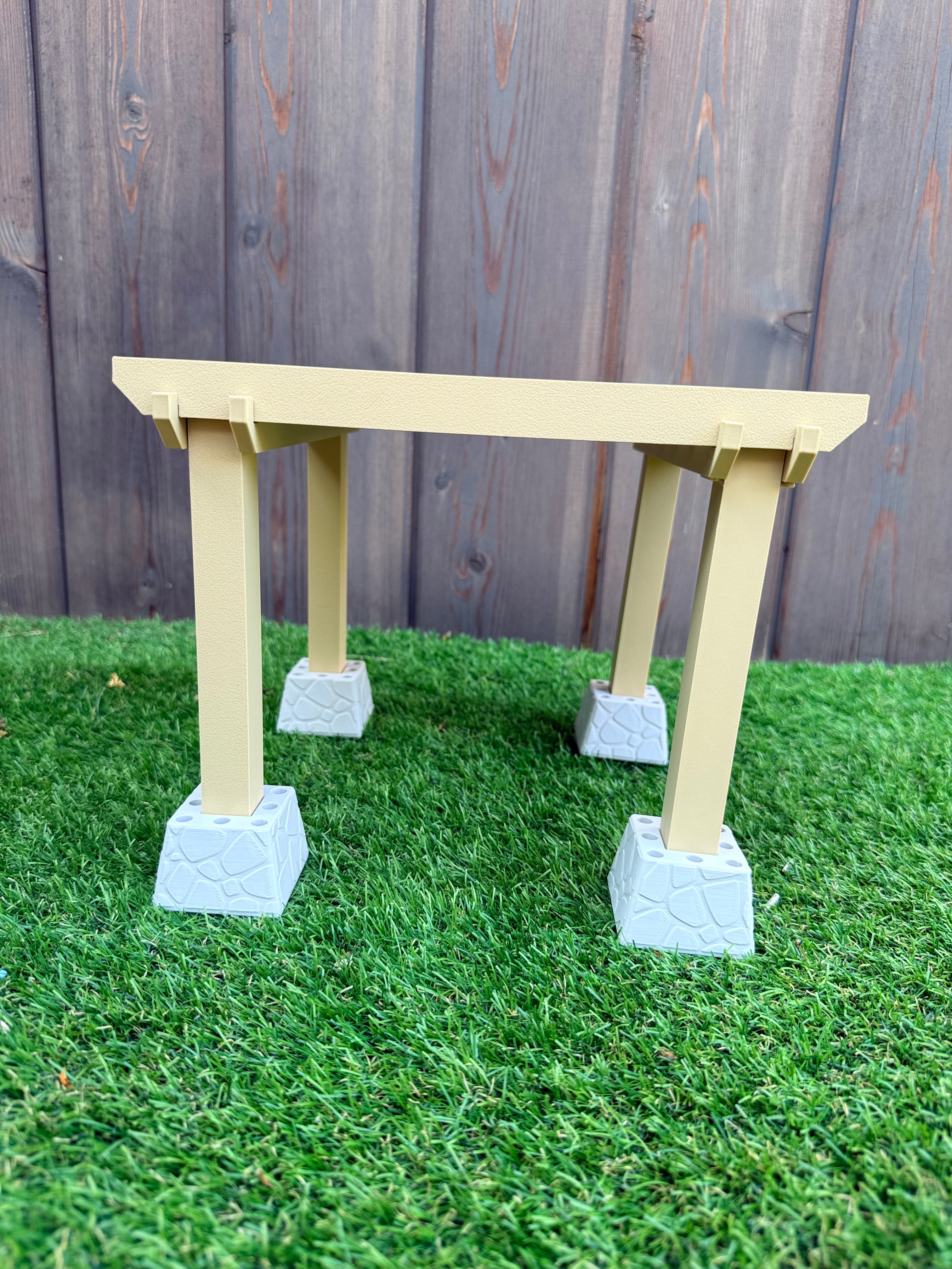 Enchanted Garden Pergola Spray Holder Pots