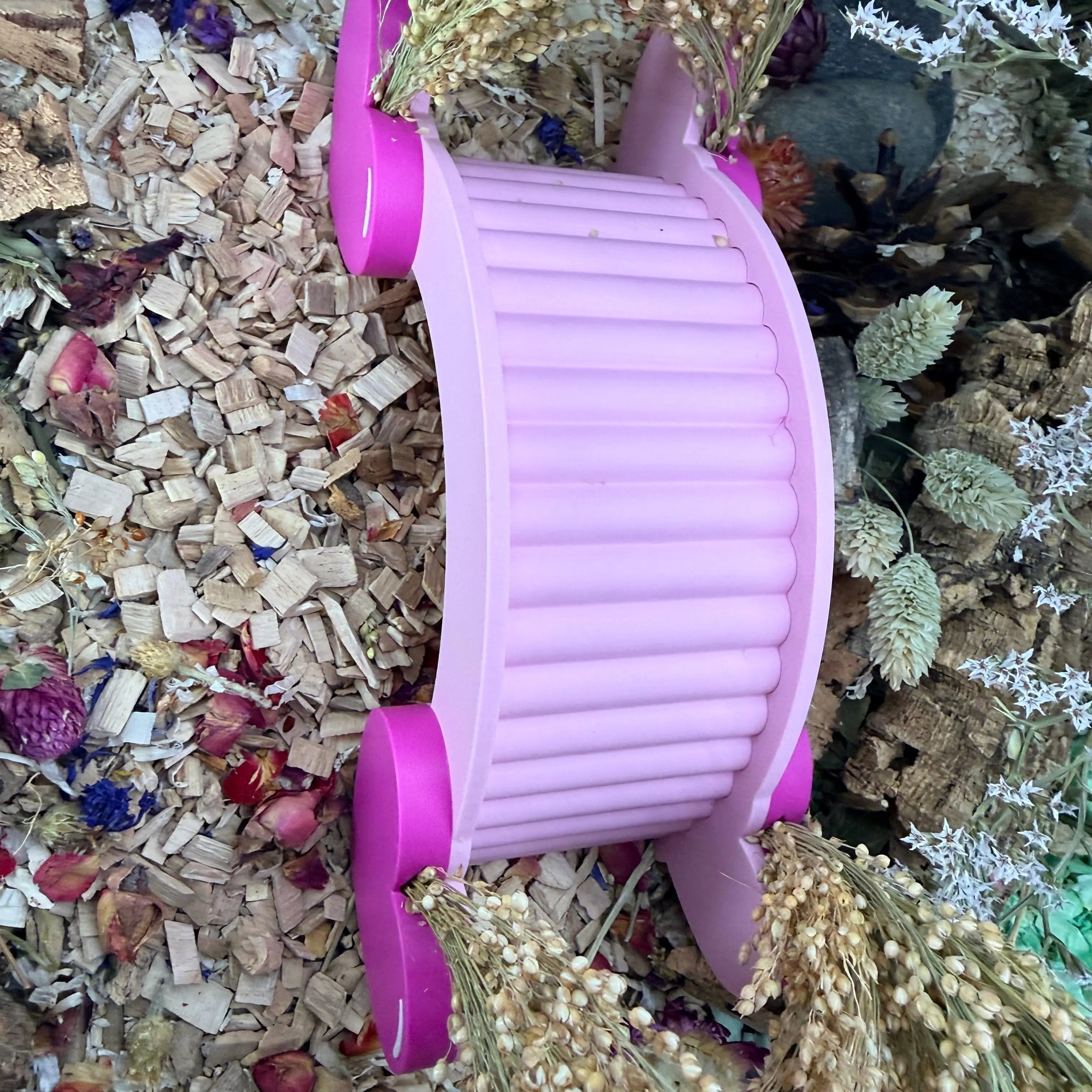 Heart Bridge Spray holder RoseLark Pet Products