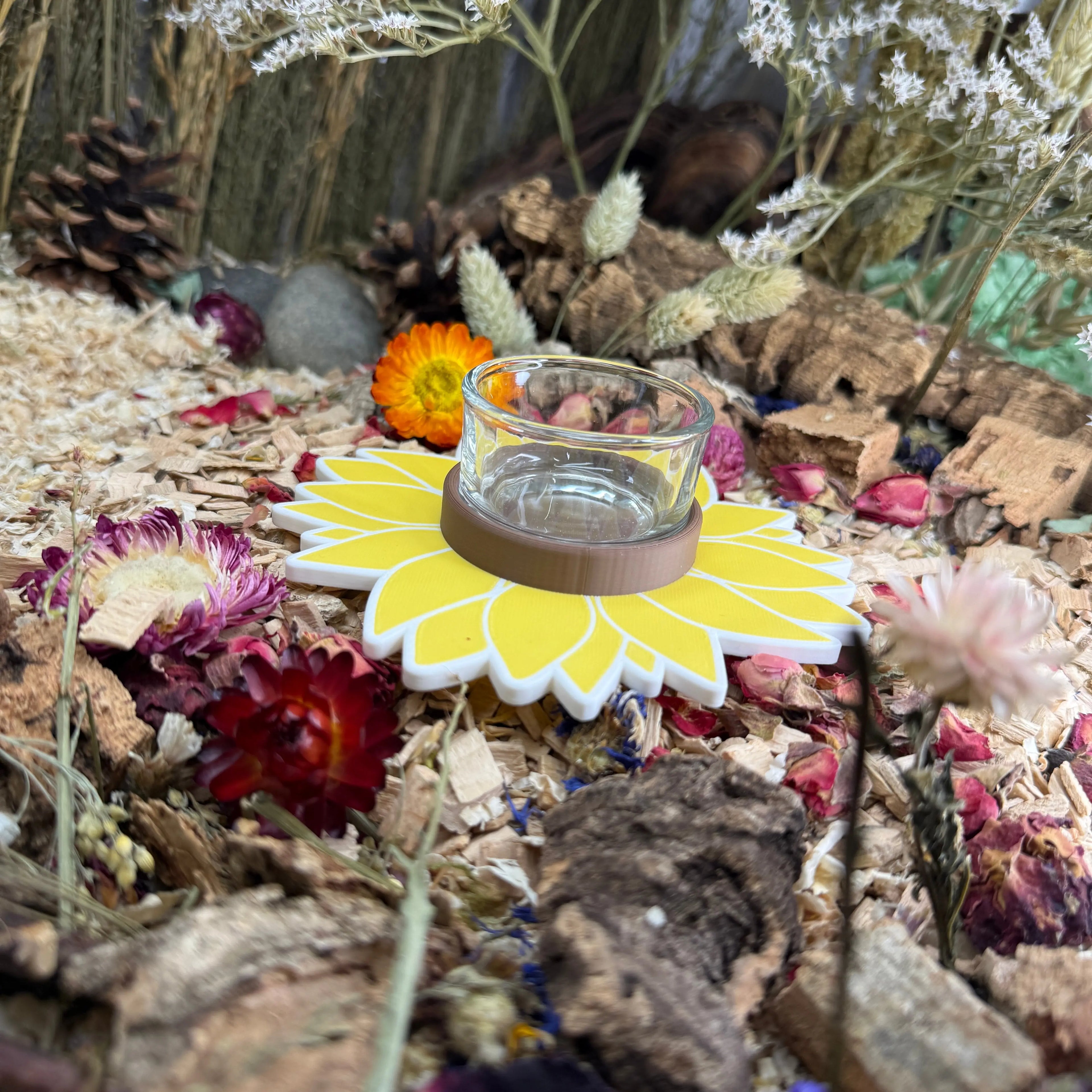 Sunflower Water bowl holder/Food Bowl RoseLark Pet Products