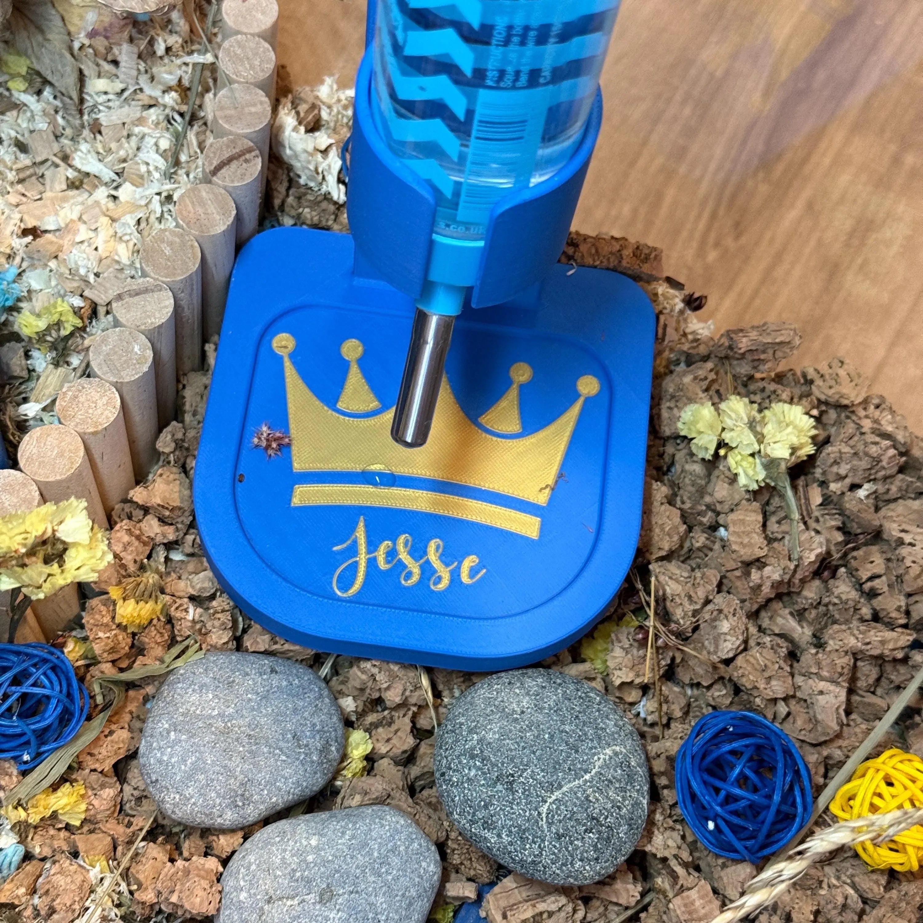 Adjustable Height Free Standing Pet Water Bottle Holder RoseLark Pet Products