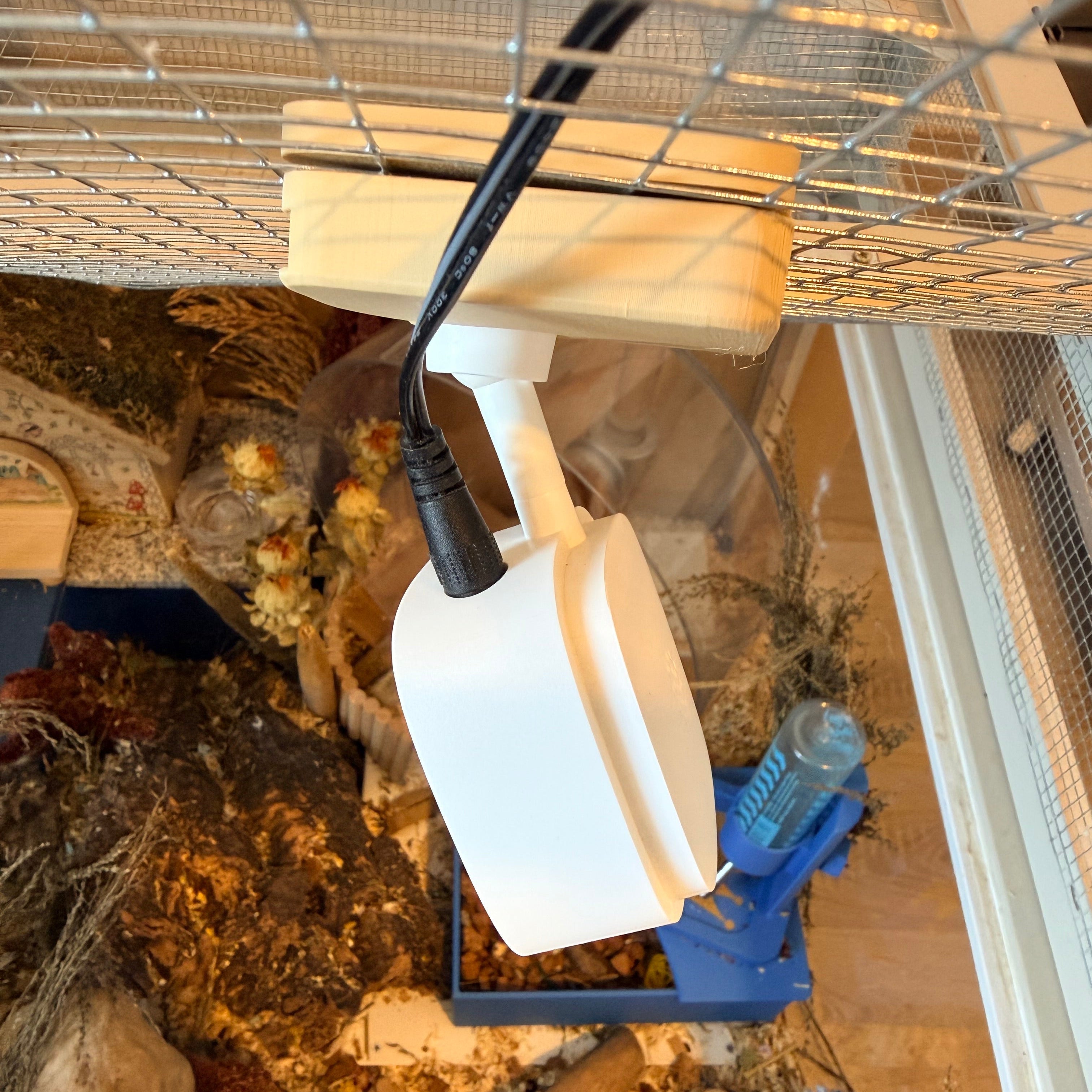 Camera Mount Enclosure Camera Mount – Magnetic Mesh Lid Mount for Tapo C100, C110 & TC60 RoseLark Pet Products