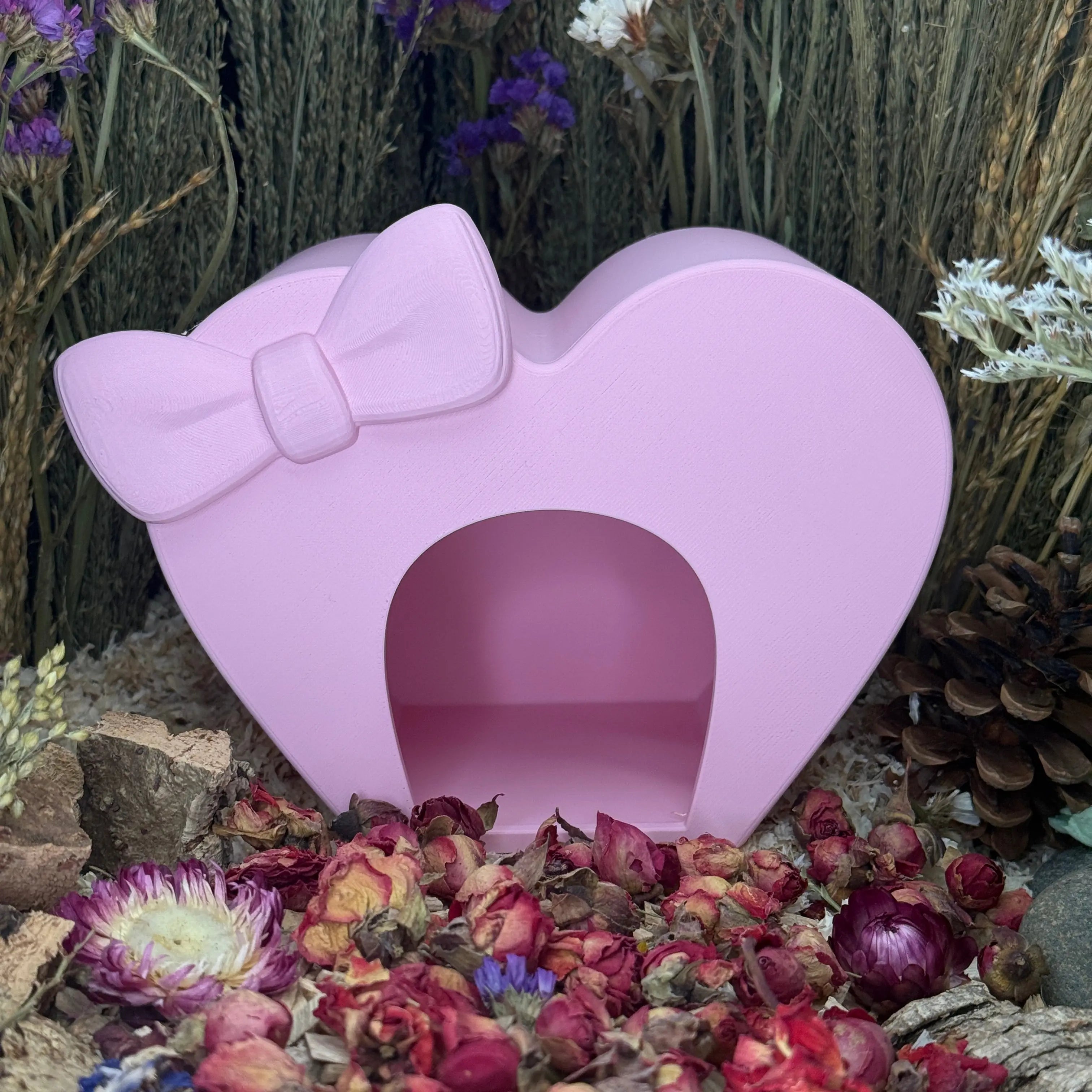 Heart-shaped small pet hide for hamsters and mice – Snuggleheart Hide