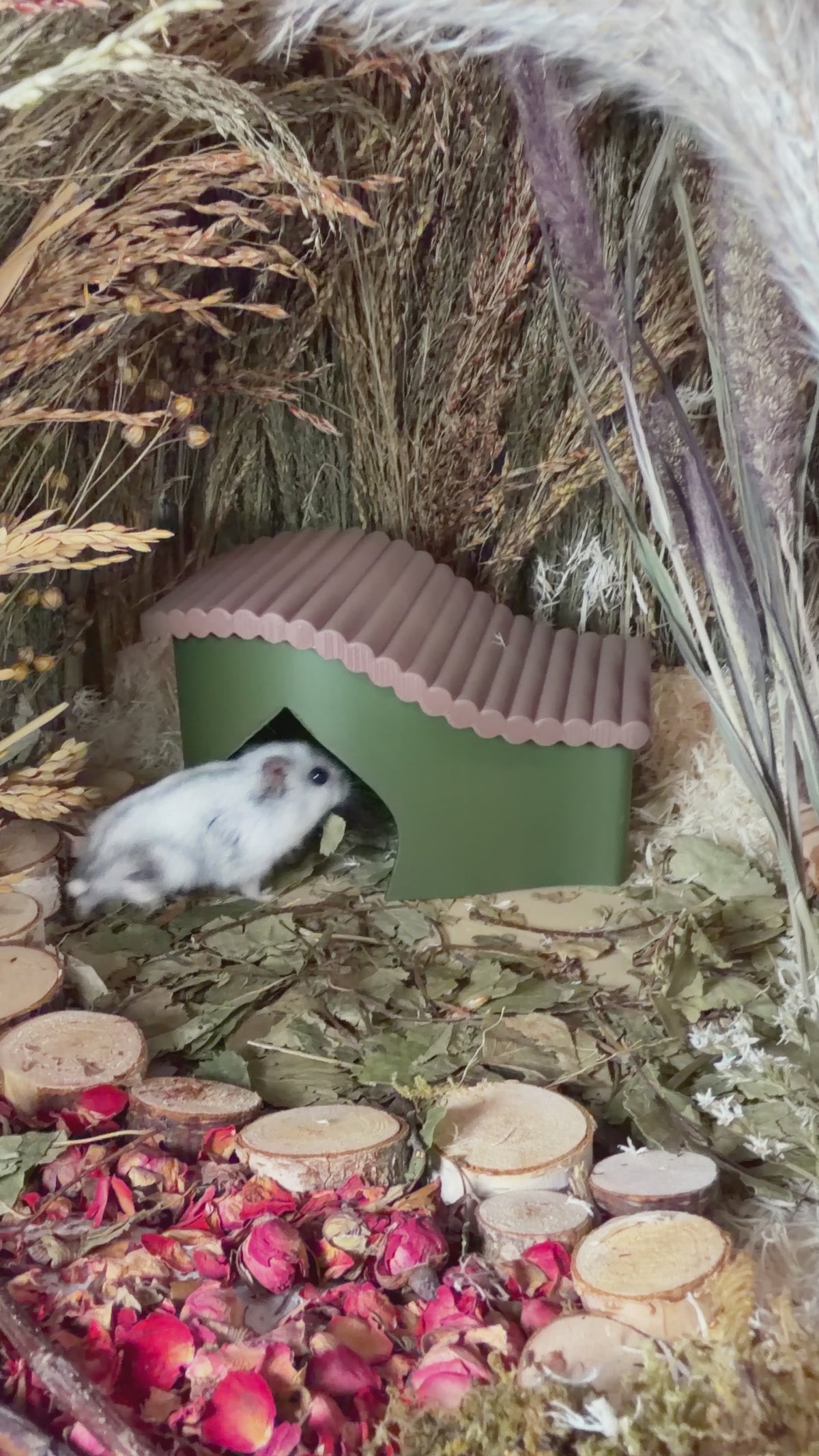 Garden Nook Hamster Hide