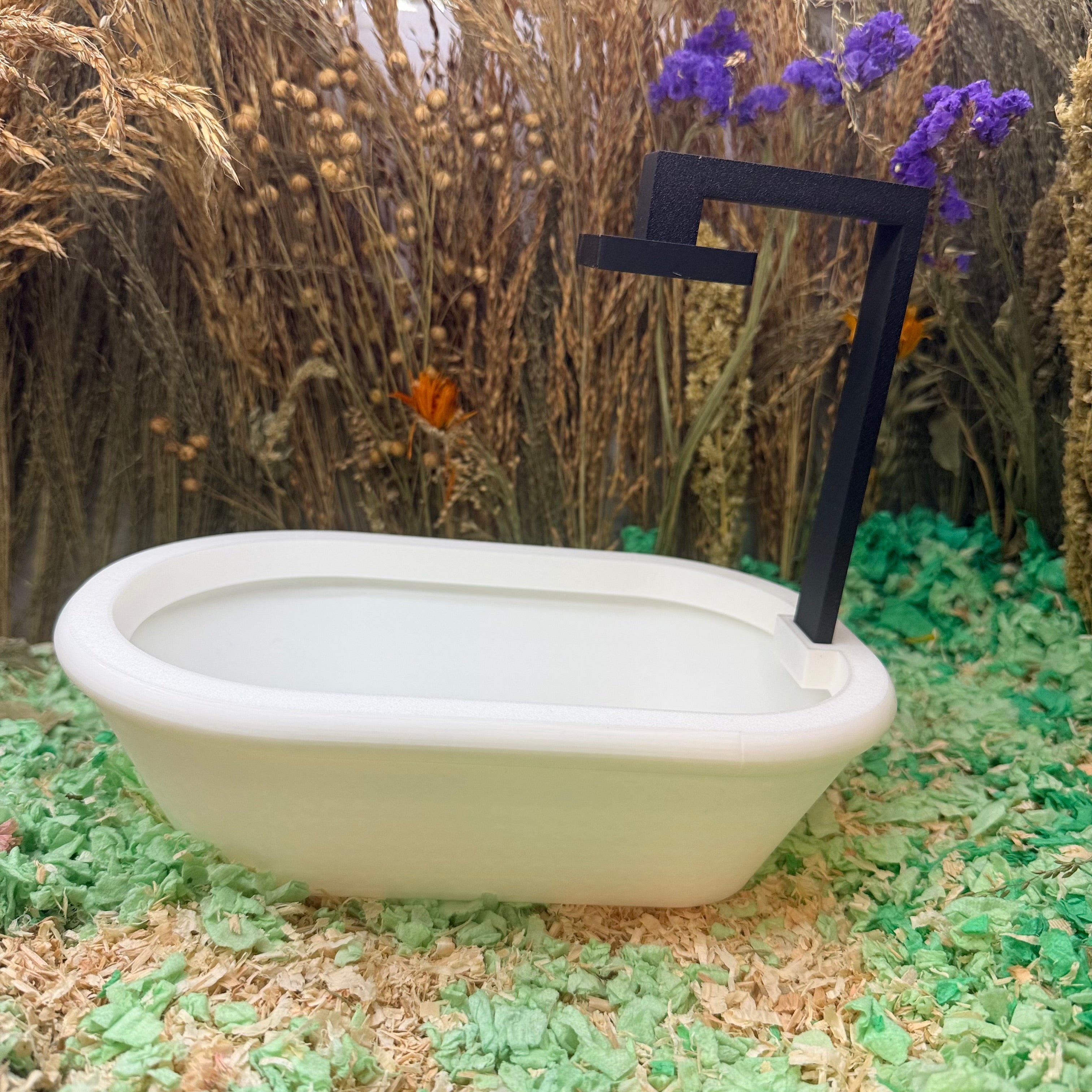 Sand Bath / Dig Box Bathtub Sand Bath & Dig Box | RoseLark