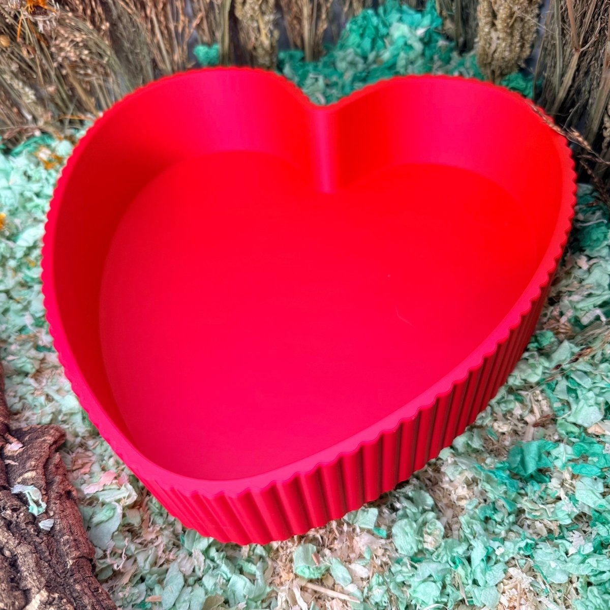 Sand Bath / Dig Box Heart Sand Bath & Dig Box | RoseLark