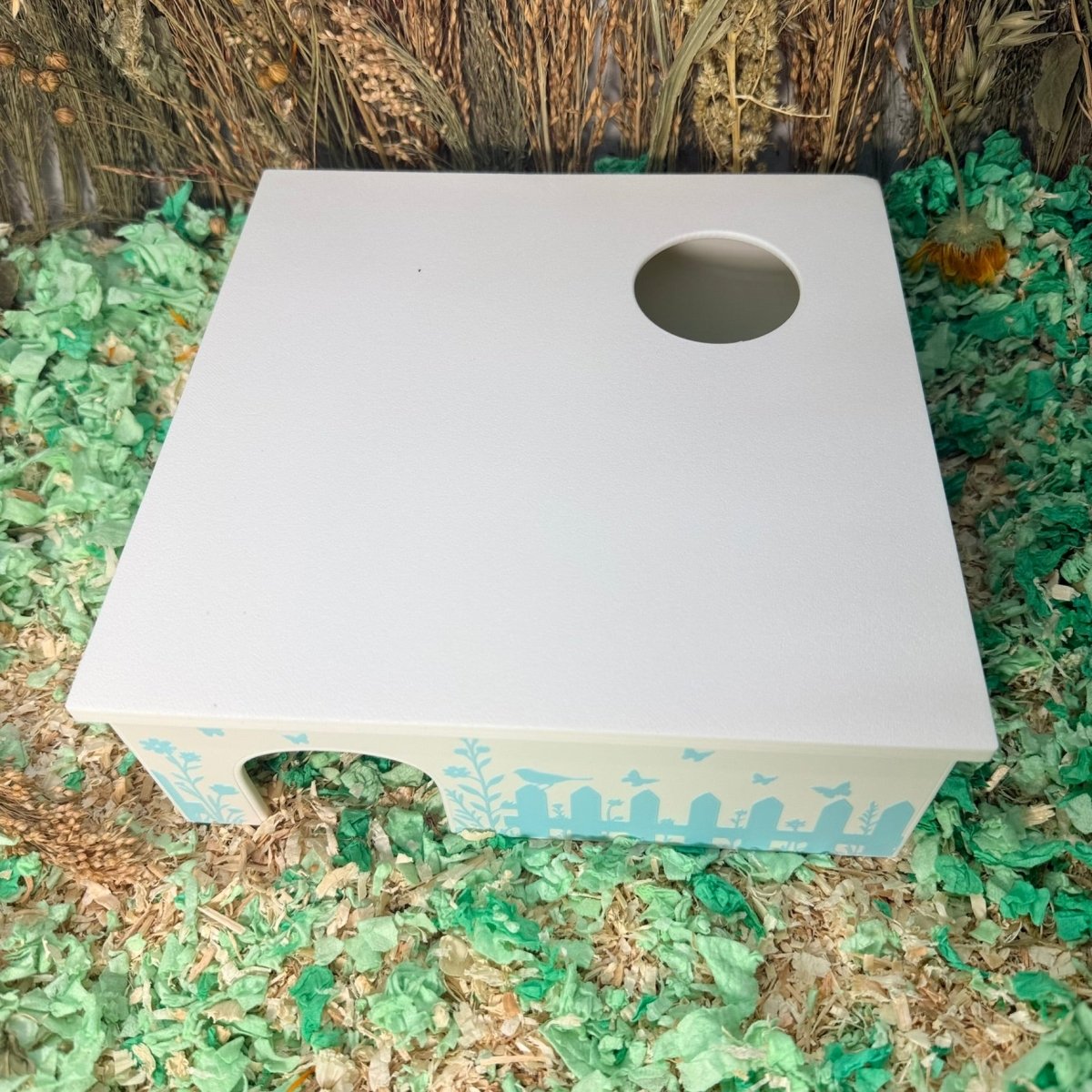 hamster hide with removable lid