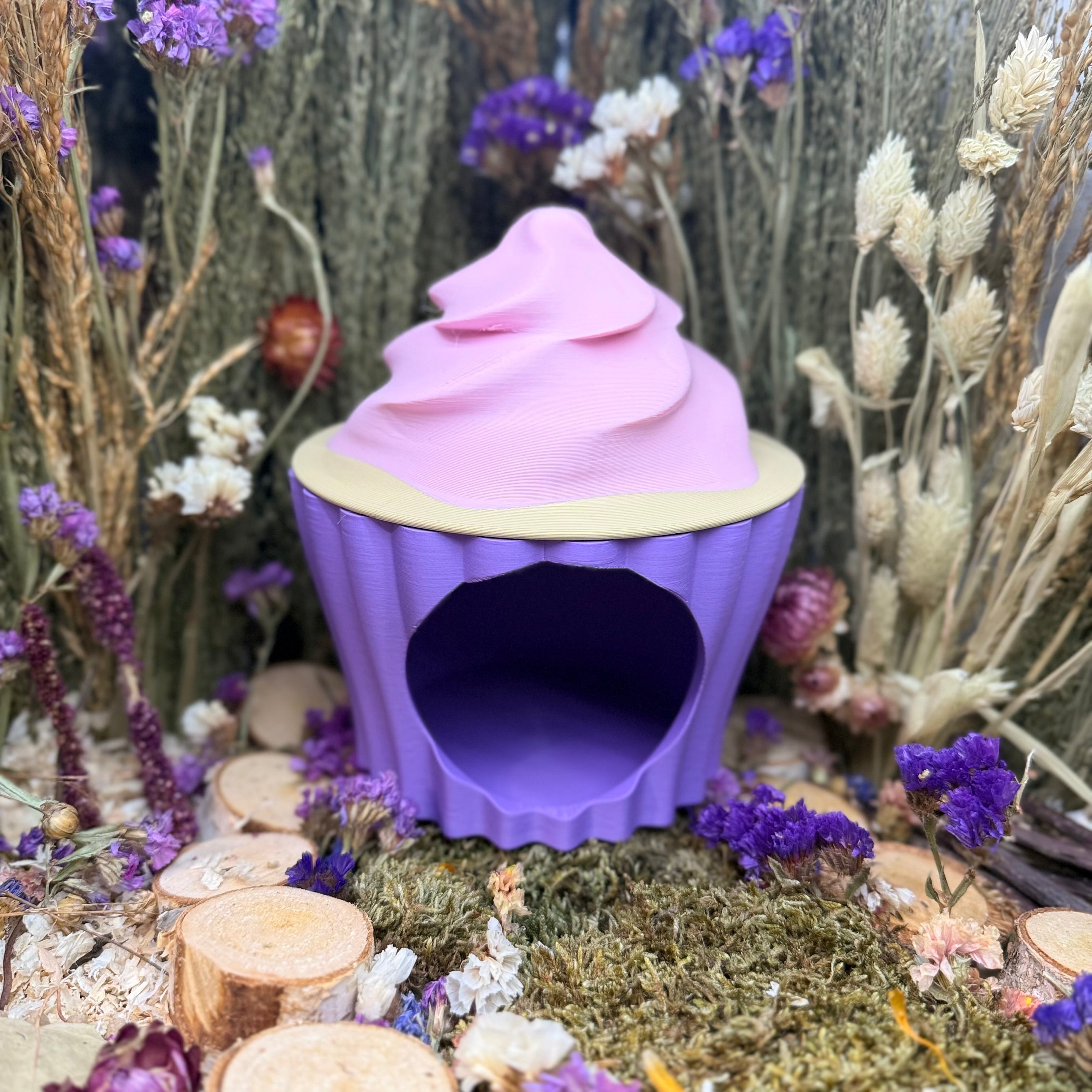 Small Pet Hide Cupcake Hide - Closed Base | RoseLark