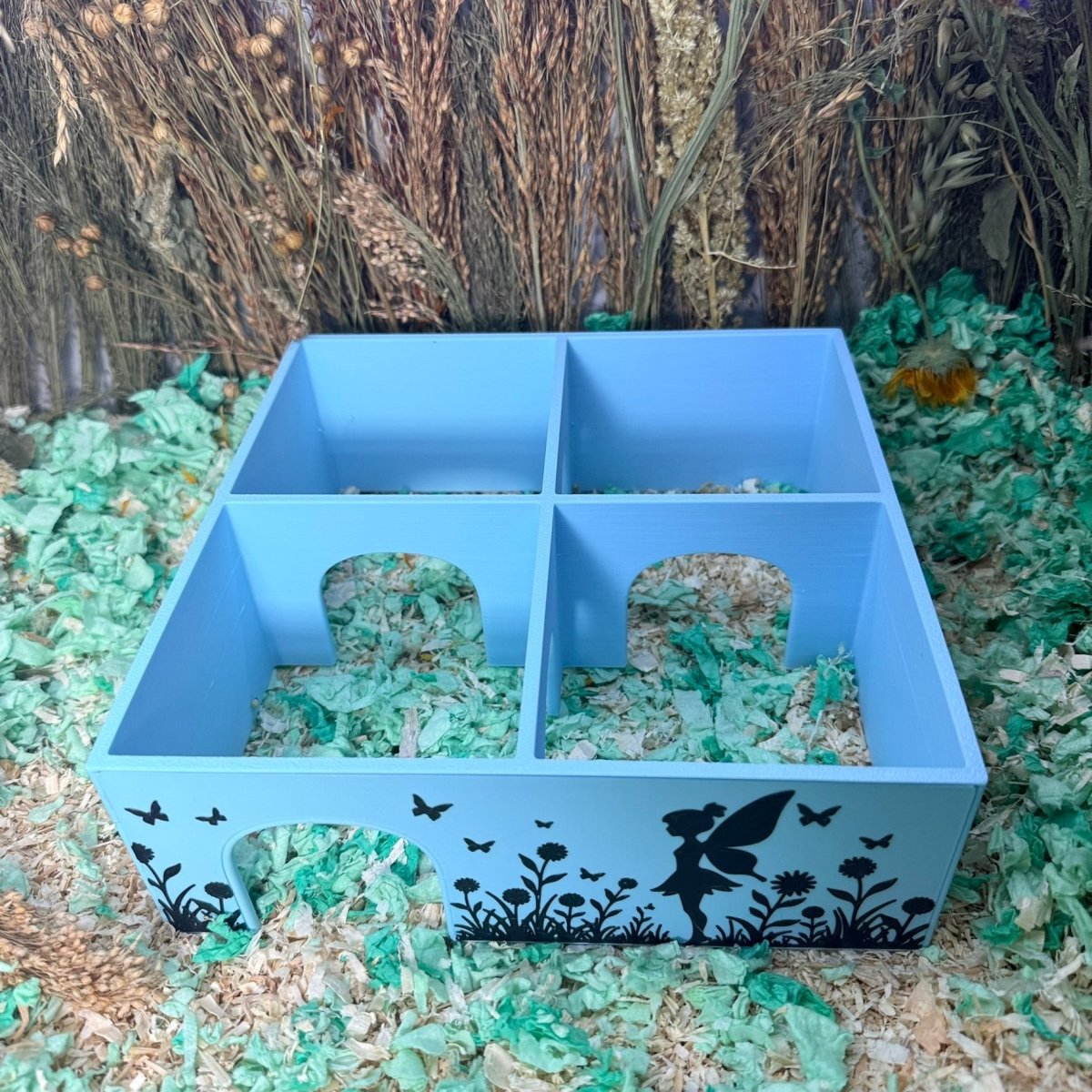 Ethical hamster enclosure hide with removable lid