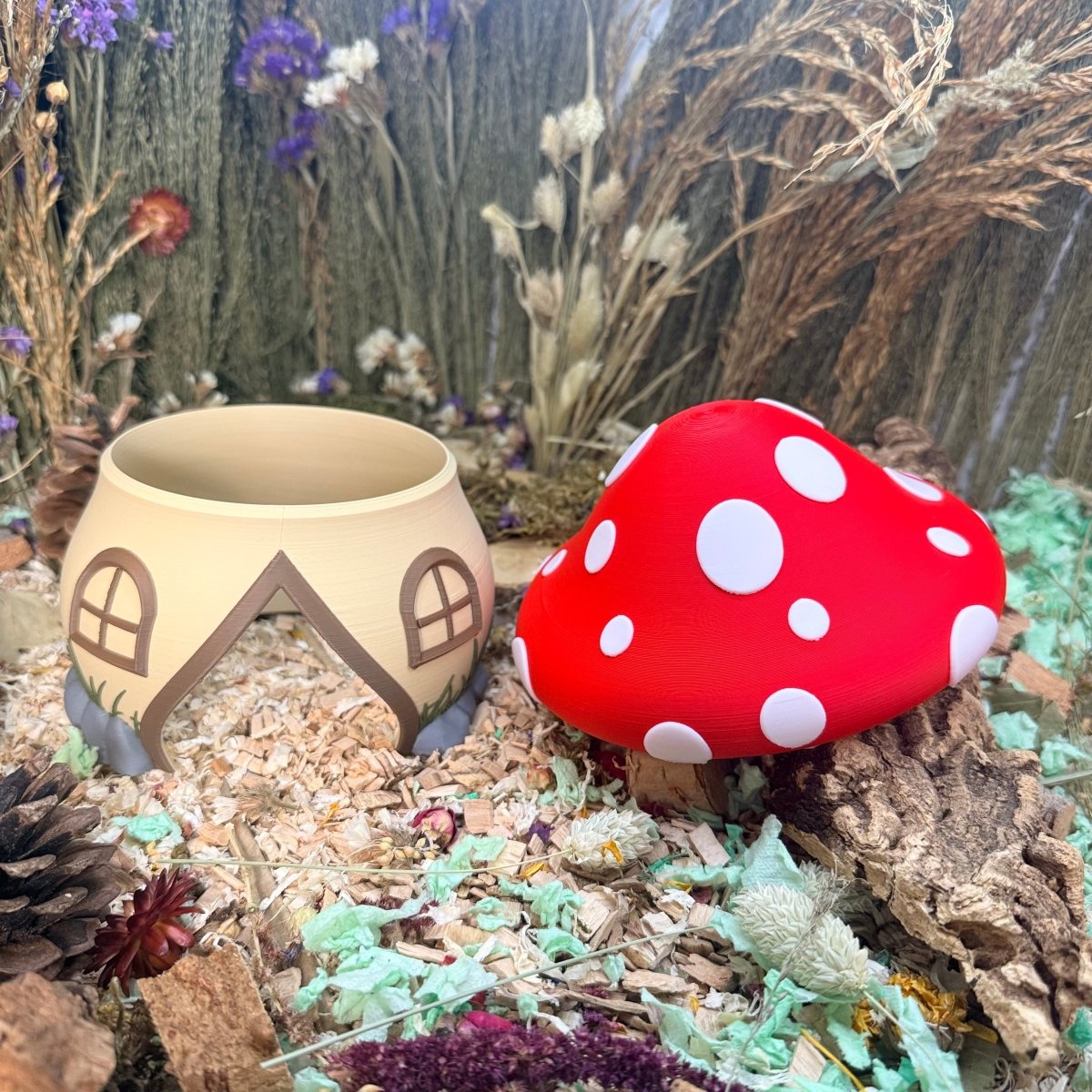 Small Pet Hide Mushroom House Hide with Removable Lid | RoseLark