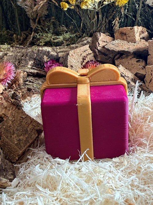 Spray Holder Christmas Present Spray Holder | RoseLark