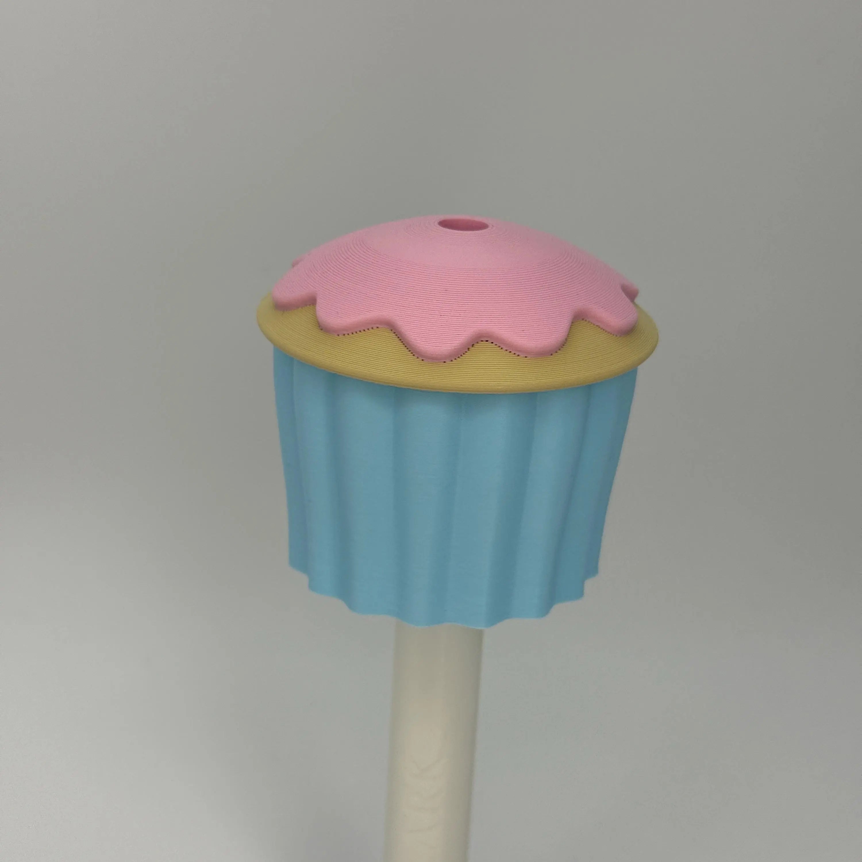 Spray Holder Cupcake Spray Holder RoseLark Pet Products